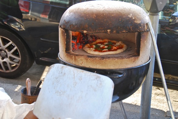 The Two-Step Hack That Turns Your Outdoor Grill Into a Pizza Oven, FN Dish  - Behind-the-Scenes, Food Trends, and Best Recipes : Food Network