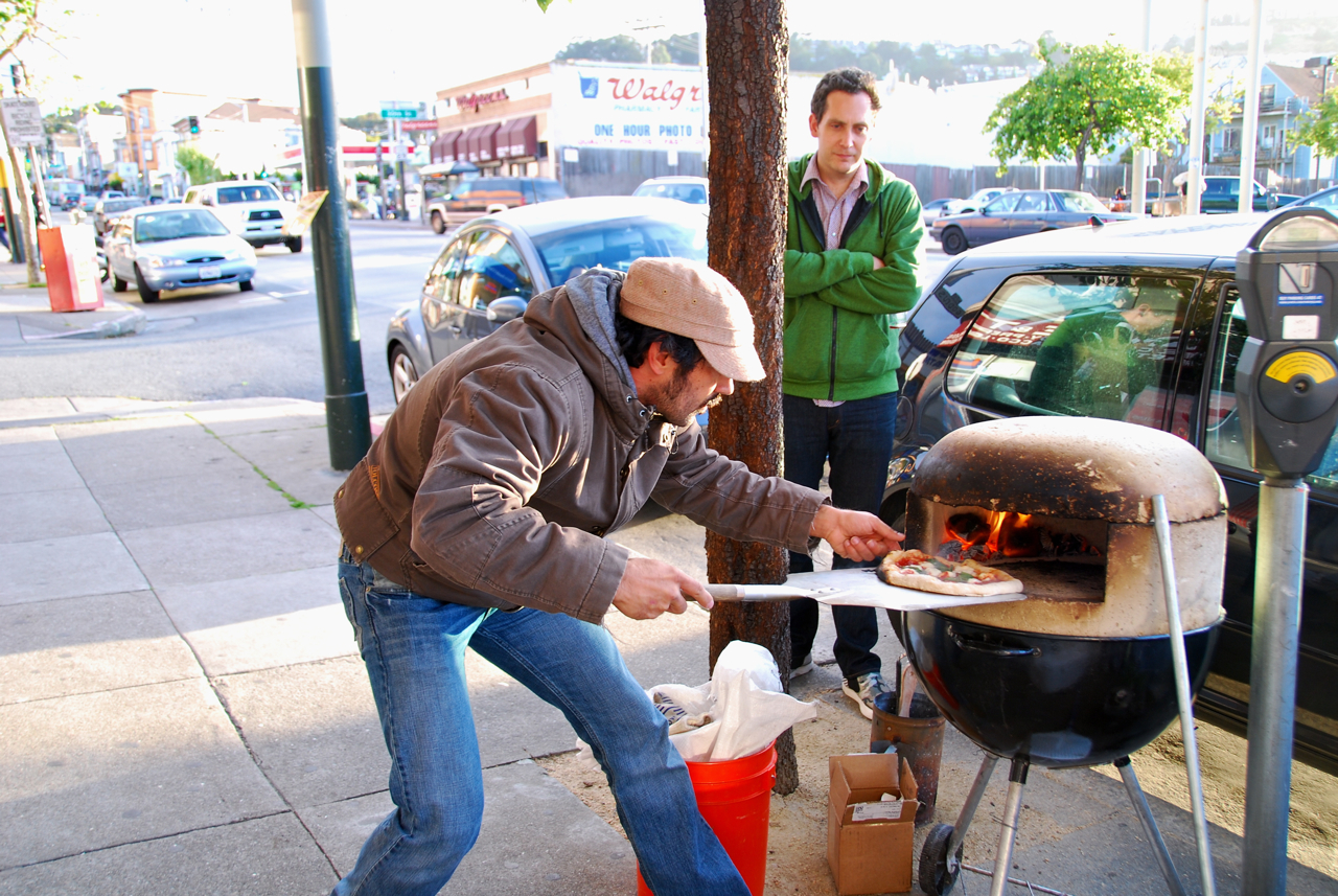 The Two-Step Hack That Turns Your Outdoor Grill Into a Pizza Oven, FN Dish  - Behind-the-Scenes, Food Trends, and Best Recipes : Food Network